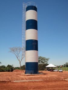 Caixa d'água Tipo Tubolar, instalada na obra da Empresa Camargo Corrêa no Municipio de Porto Velho (RO)