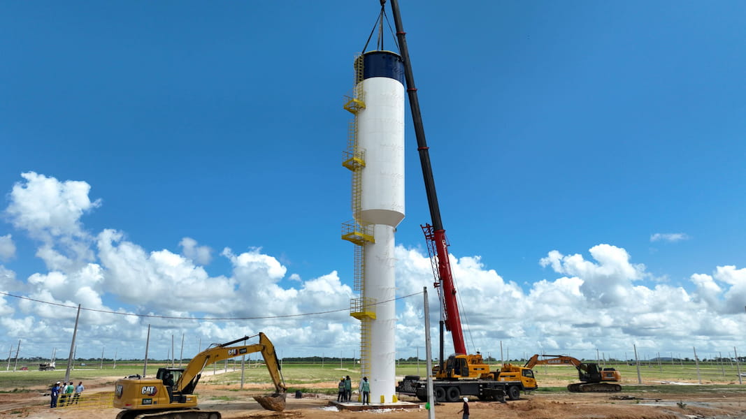 Instalação de pressurizador para caixa d’água em caixa d'água tipo taça